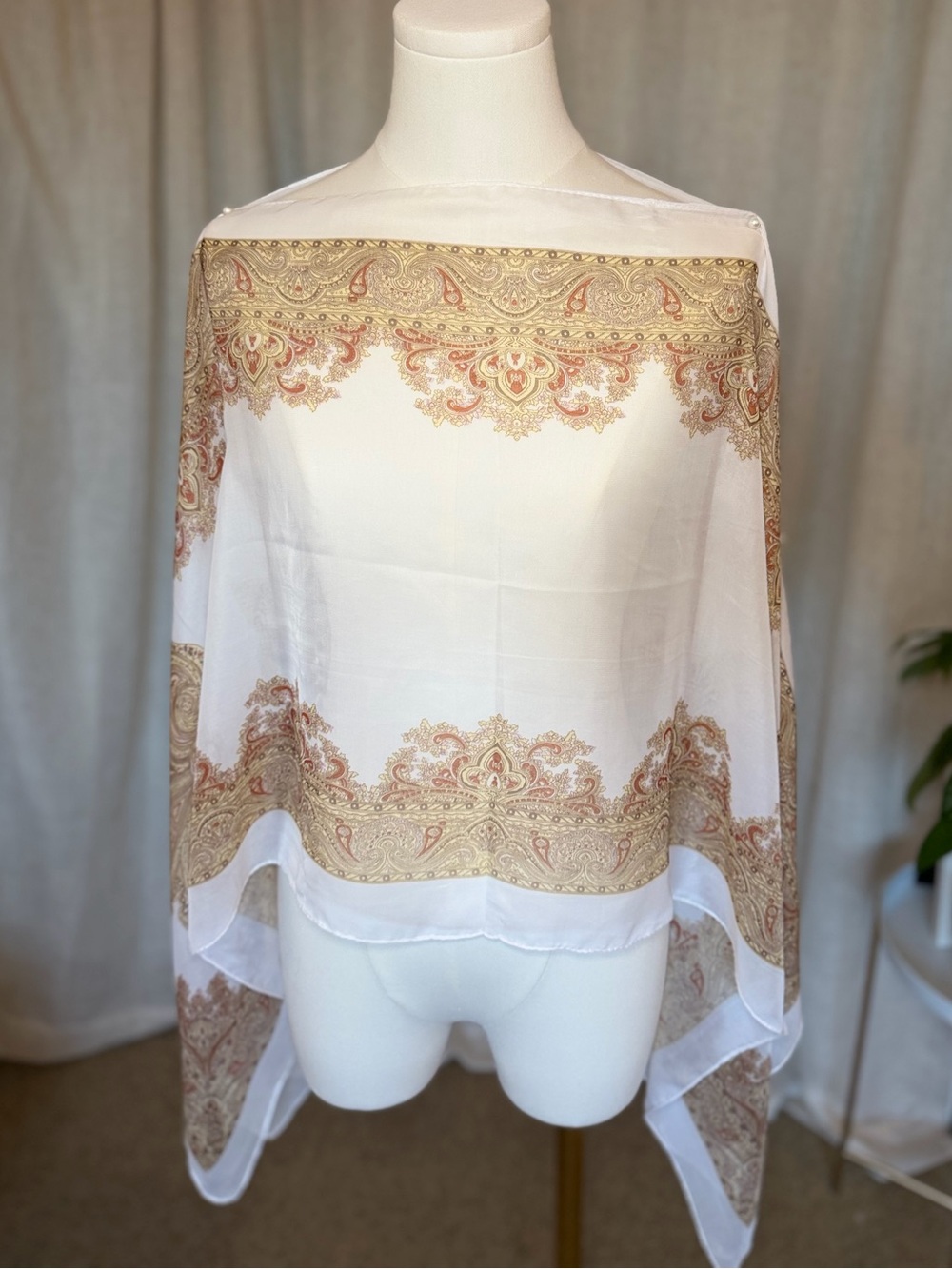 Unbranded | White Paisley Border Wrap | Pearl Button Detail | Like New